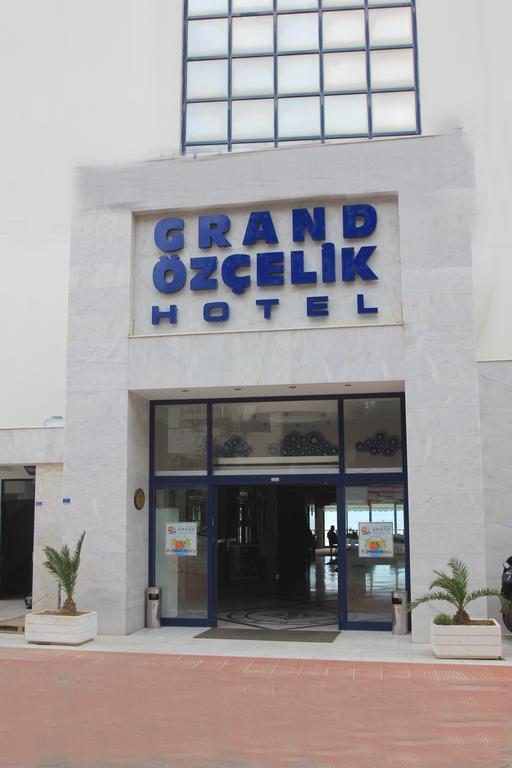 Grand Ozcelik Hotel Kusadasi Exterior photo
